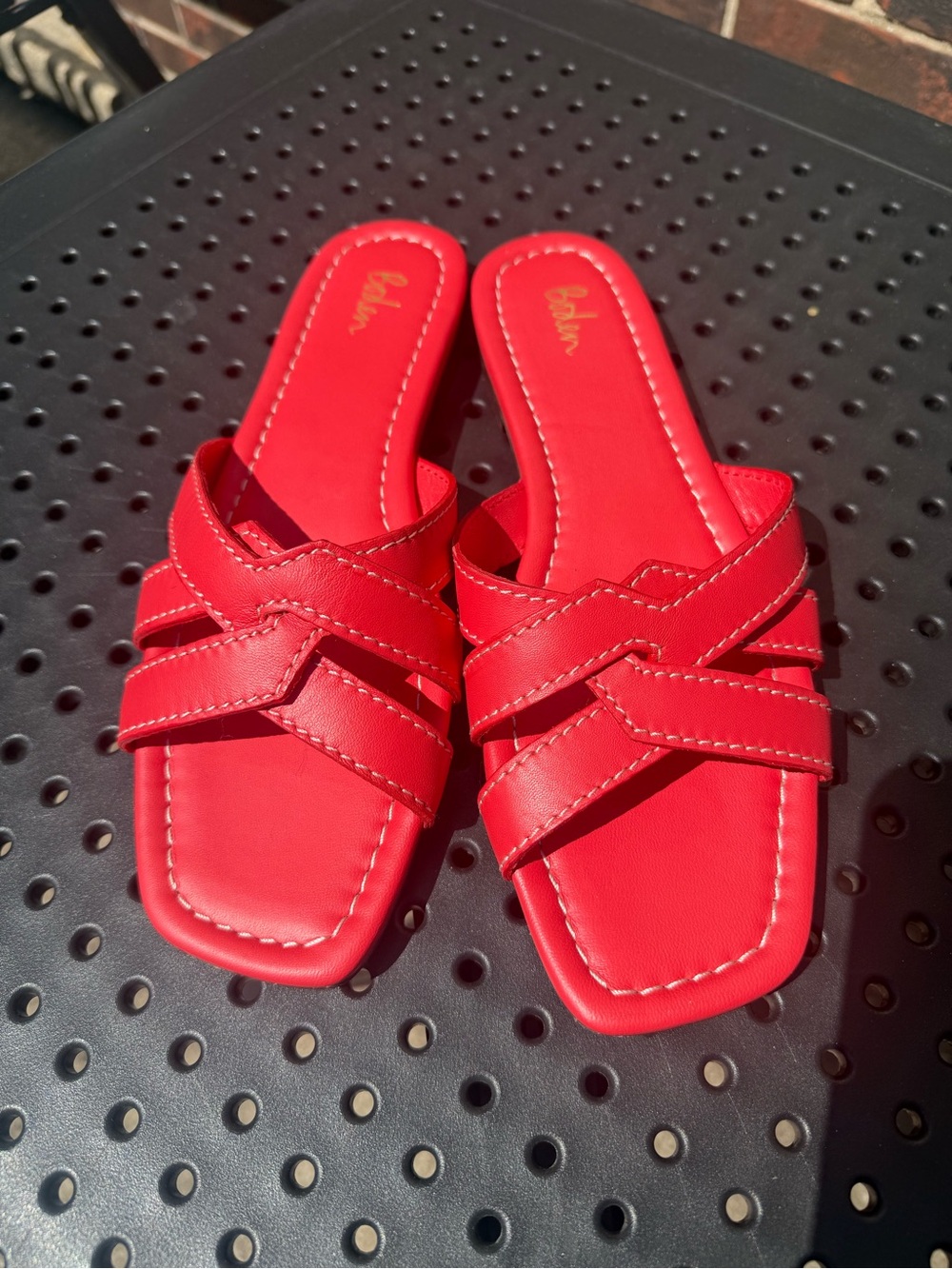 Boden Red Leather Crisscross Flat Sandals Size 40/9 - 9.5 NWOT